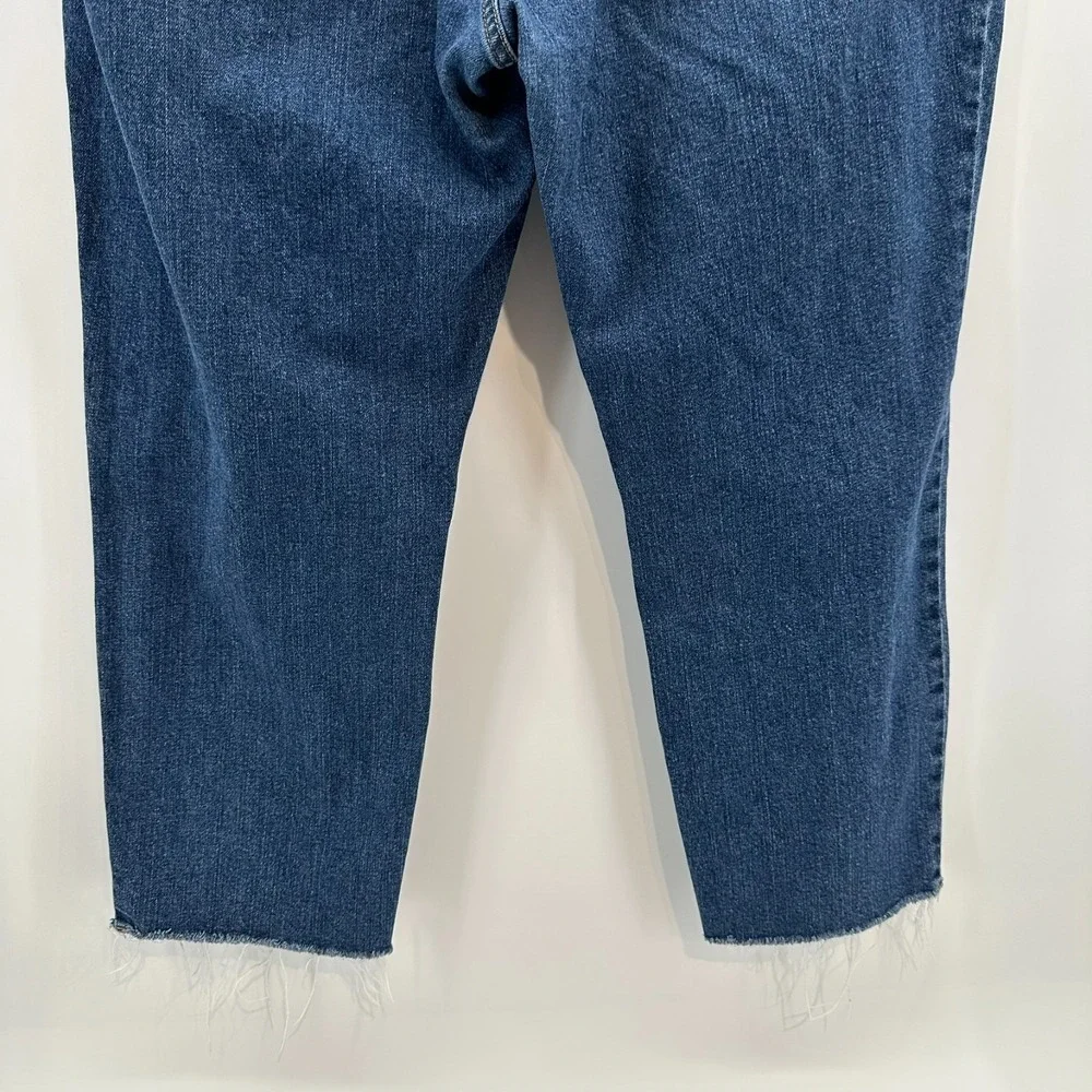 Old Navy Jeans Womens 18‎ Blue Denim Boyfriend Mid-Rise Frayed Hem 5-Pockets